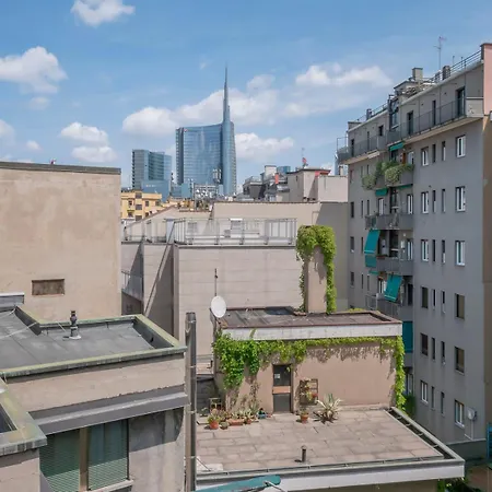 Διαμέρισμα Moscova Gem - Bright And Quiet 5th Floor *